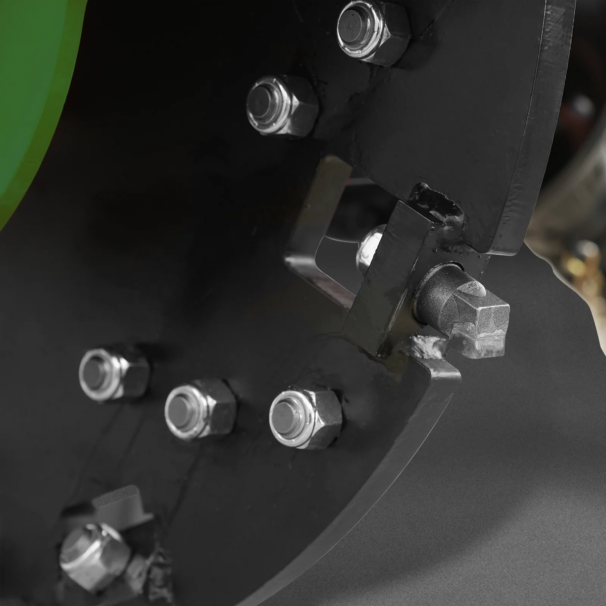 3-Point Hitch PTO Stump Grinder with 34 Carbide Teeth (PTO Shaft Included with Slip Clutch), for 15-45HP Tract - view 4