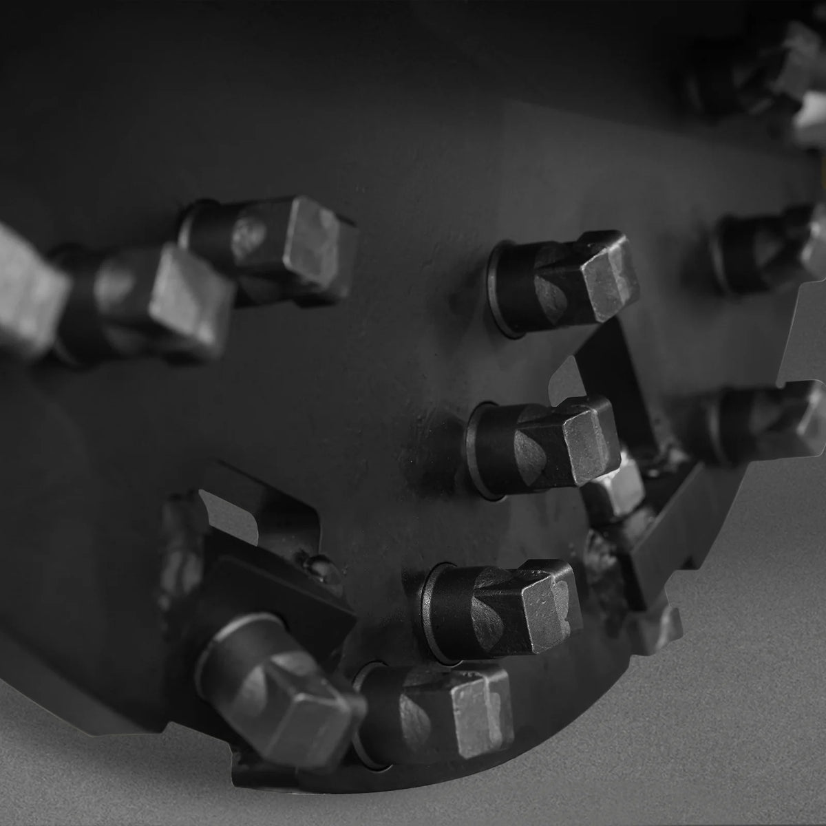 3-Point Hitch PTO Stump Grinder with 34 Carbide Teeth (PTO Shaft Included with Slip Clutch), for 15-45HP Tract - view 6