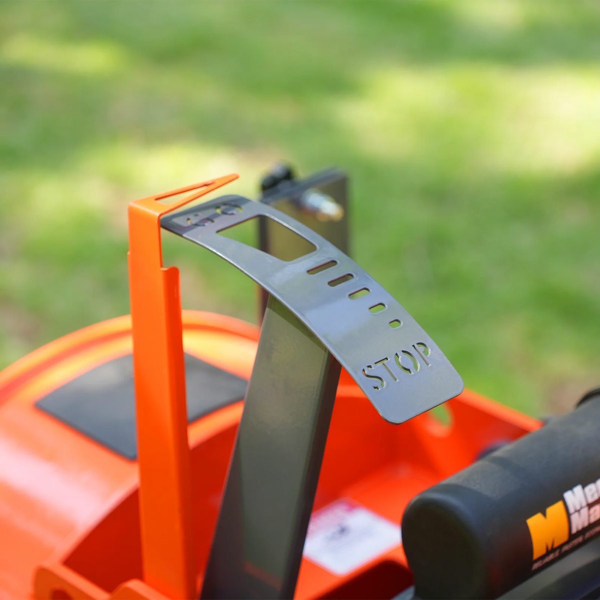 3-Point PTO Stump Grinder & 6", 3 Point Hydraulic PTO Wood Chipper Bundle, SG24PRO & WC68H - view 4
