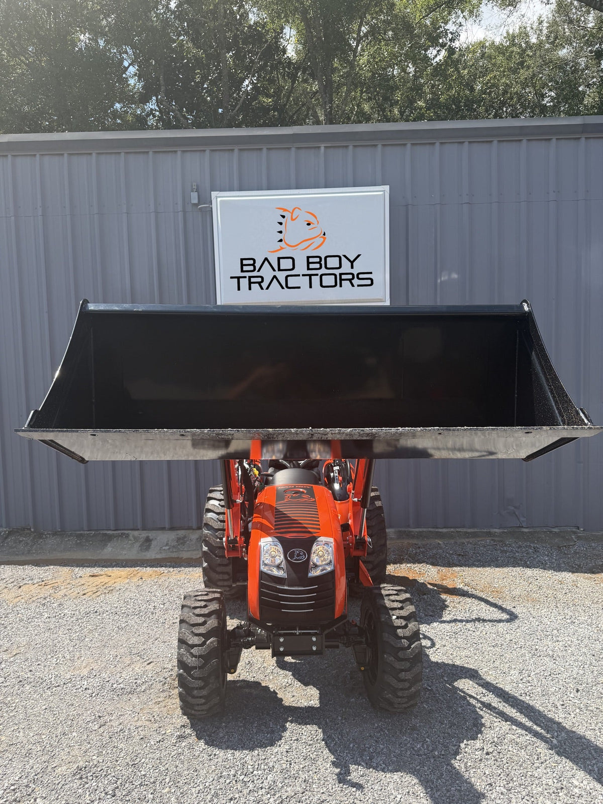 Bad Boy 3026H 25 HP Tractor (2026) - view 4