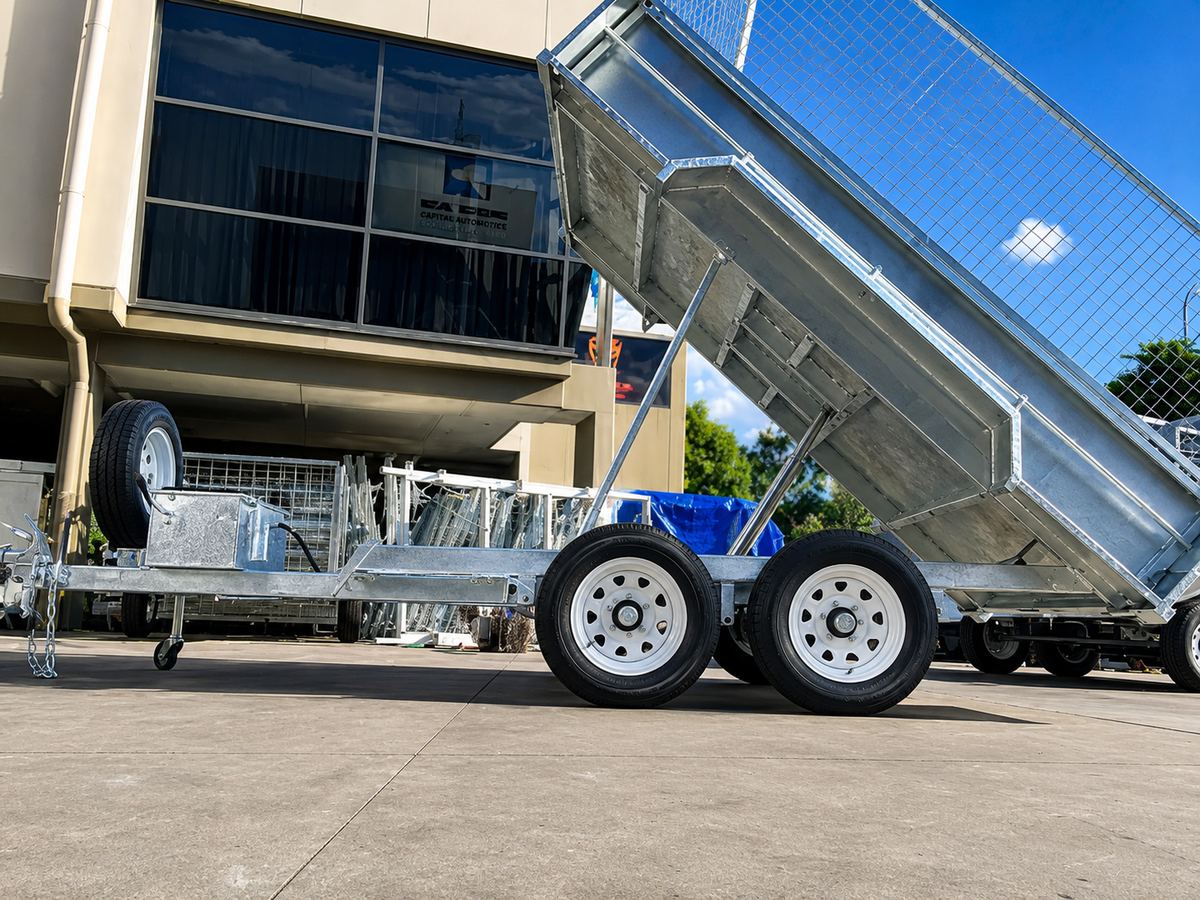 CAEL Hot-Dipped Galvanized Hydraulic Dump Trailer – 3,500 kg GVW