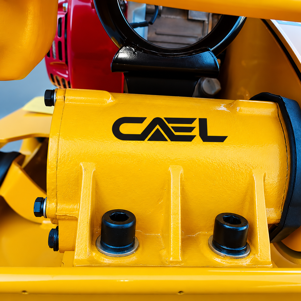 CAEL CF90 Plate Compactor – 18 kN, 300 mm Depth, 5.5 HP