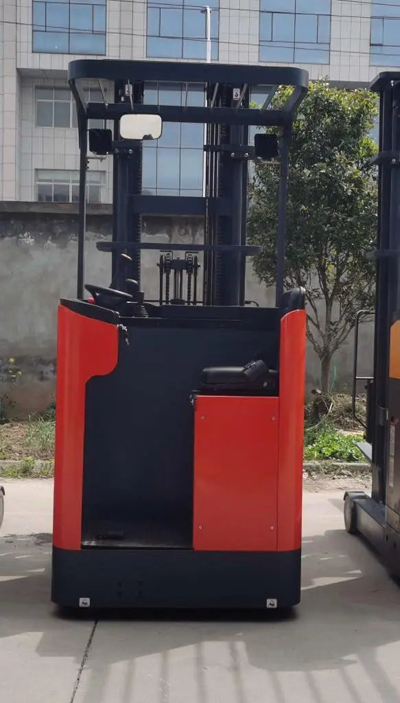 CAEL 1.5 Ton Electric Reach Truck – 5 m Lift, 550 mm Reach