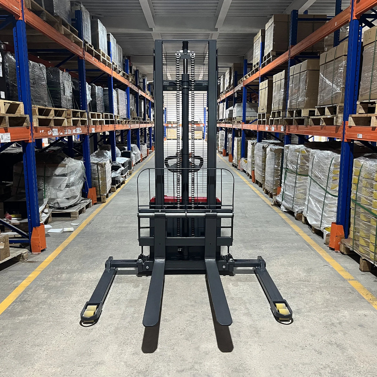3300lbs Electric Straddle Stacker, 138" Lift, Adjustable Legs & Forks, F33-138SLA - view 2