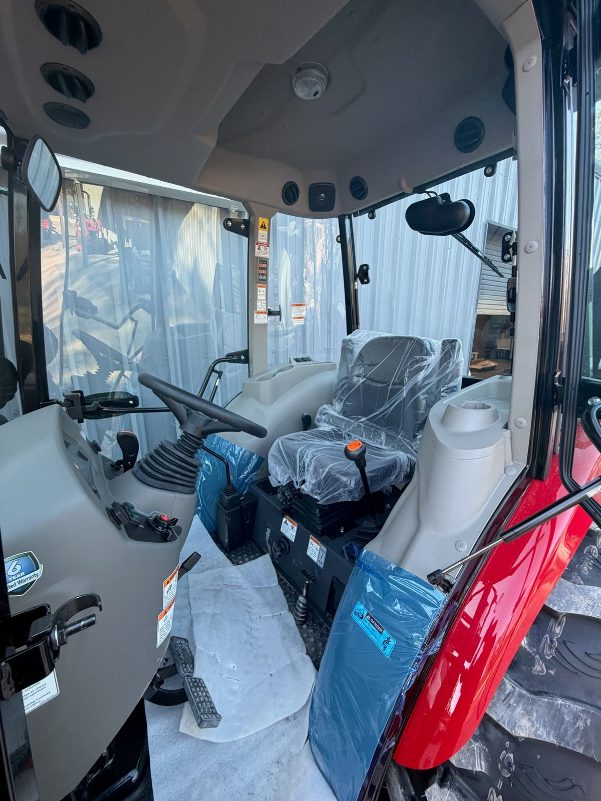 TYM T574HC 55.1 HP Cab and Air Tractor (2026) - view 5