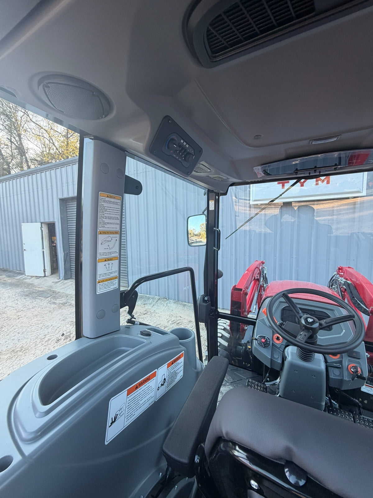 TYM 4058PC 58 HP Cab and Air Tractor (2026) - view 8