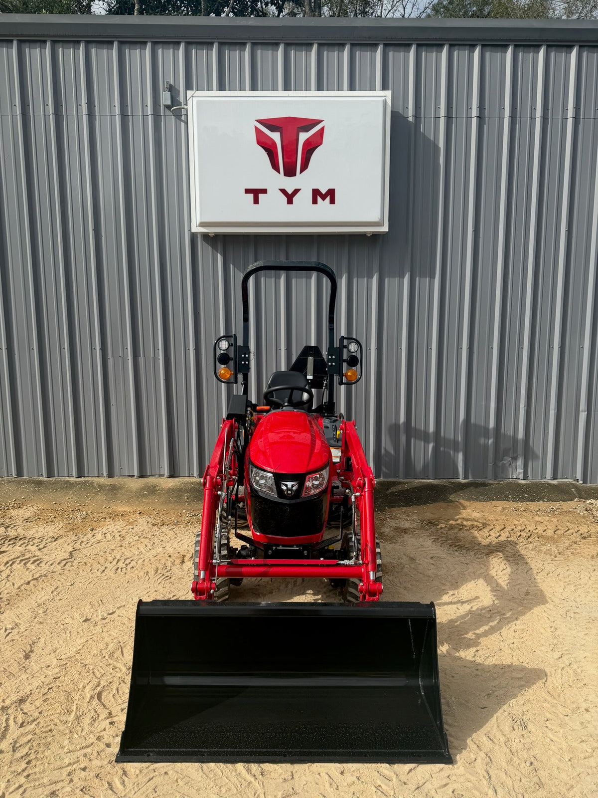 TYM T224H 21.5 HP Tractor (2026) - view 4