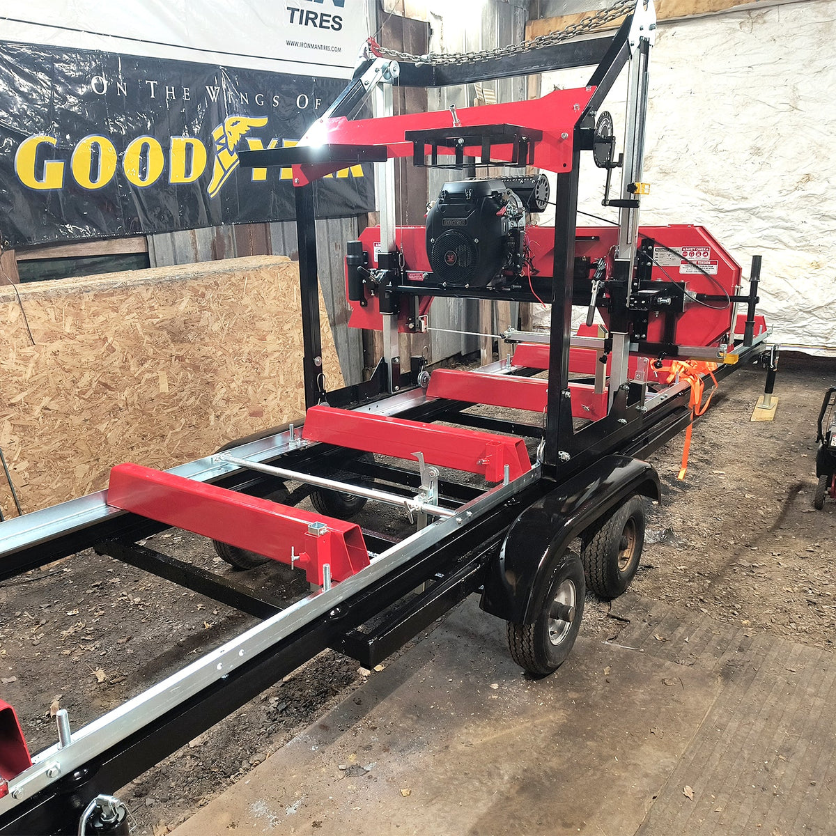 36" MAX Portable Sawmill, 25 HP 750cc ZONSEN V-Twin Engine, 36" Board Width, 20' Track Length, SM-36MAX - view 4