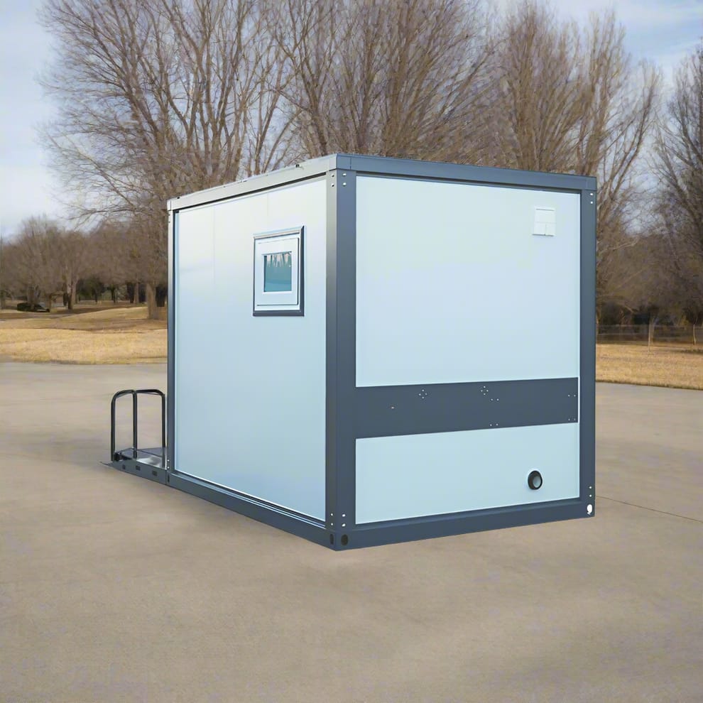 Toilettes mobiles accessibles CAEL HAPR7-ADA 7 ft avec rampe