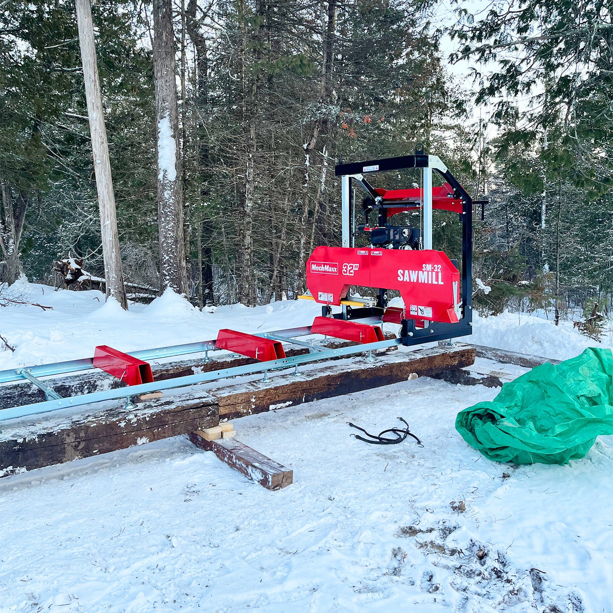 32 in Portable Sawmill, 420cc 15 HP DUCAR E-Start Gas Engine, 29 in Board Width, 13 ft Track, SM32 - view 2
