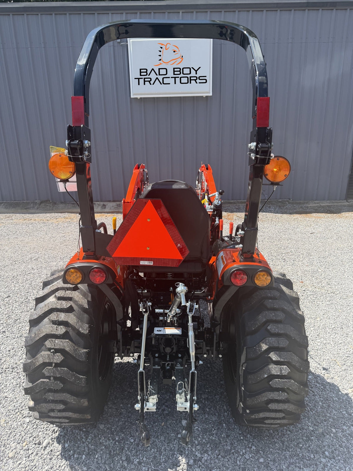 Bad Boy 3026H 25 HP Tractor (2026) - view 5