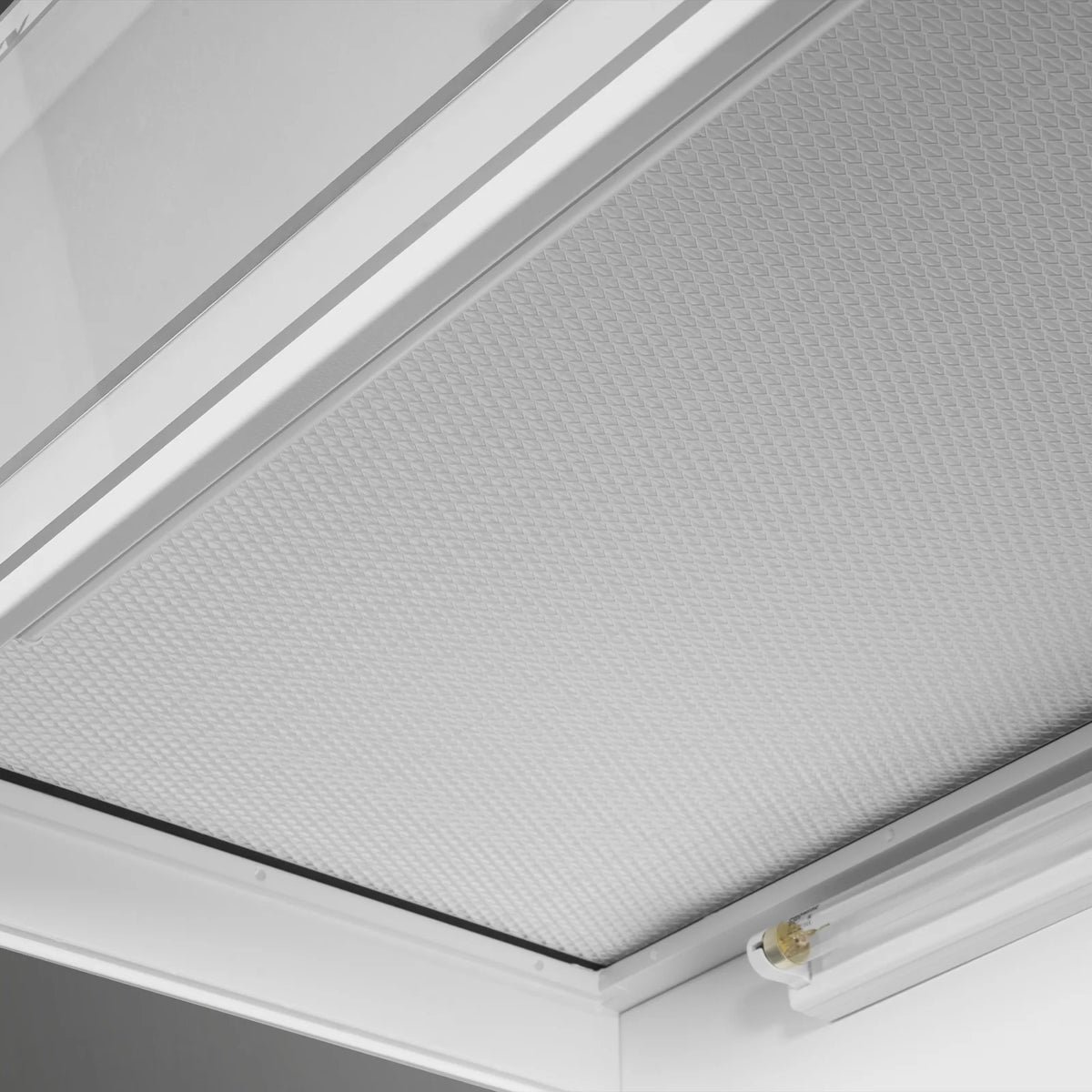 53.5" Wide CB-V2 Vertical Laminar Flow Clean Bench with HEPA Filtration & UV Sterilization | ISO Class 5 - view 11