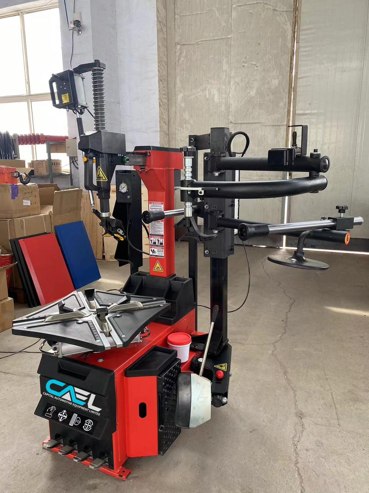 CAEL TC200 Tire Changer – 12"–23" Outer Clamp, 7 RPM Disc