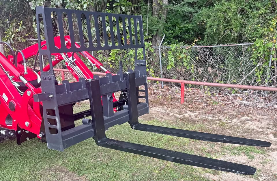 48" 4K LB Pallet Forks, Skid Steer Style Quick Attach - view 2