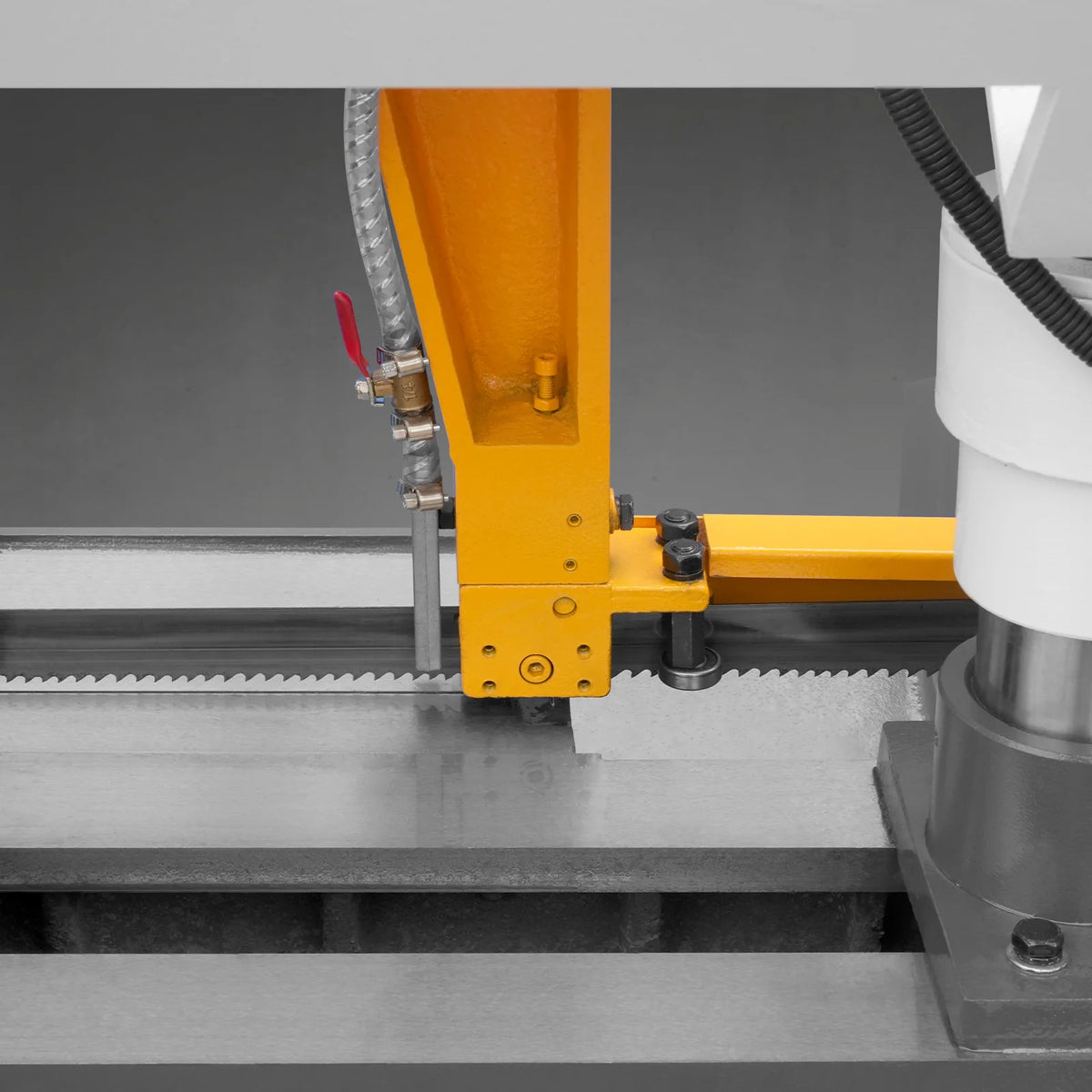13 in Double Column Horizontal Metal Cutting Band Saw, Hydraulic Feed, 2-Speed, 2.2/2.8 kW, GH4235 - view 16