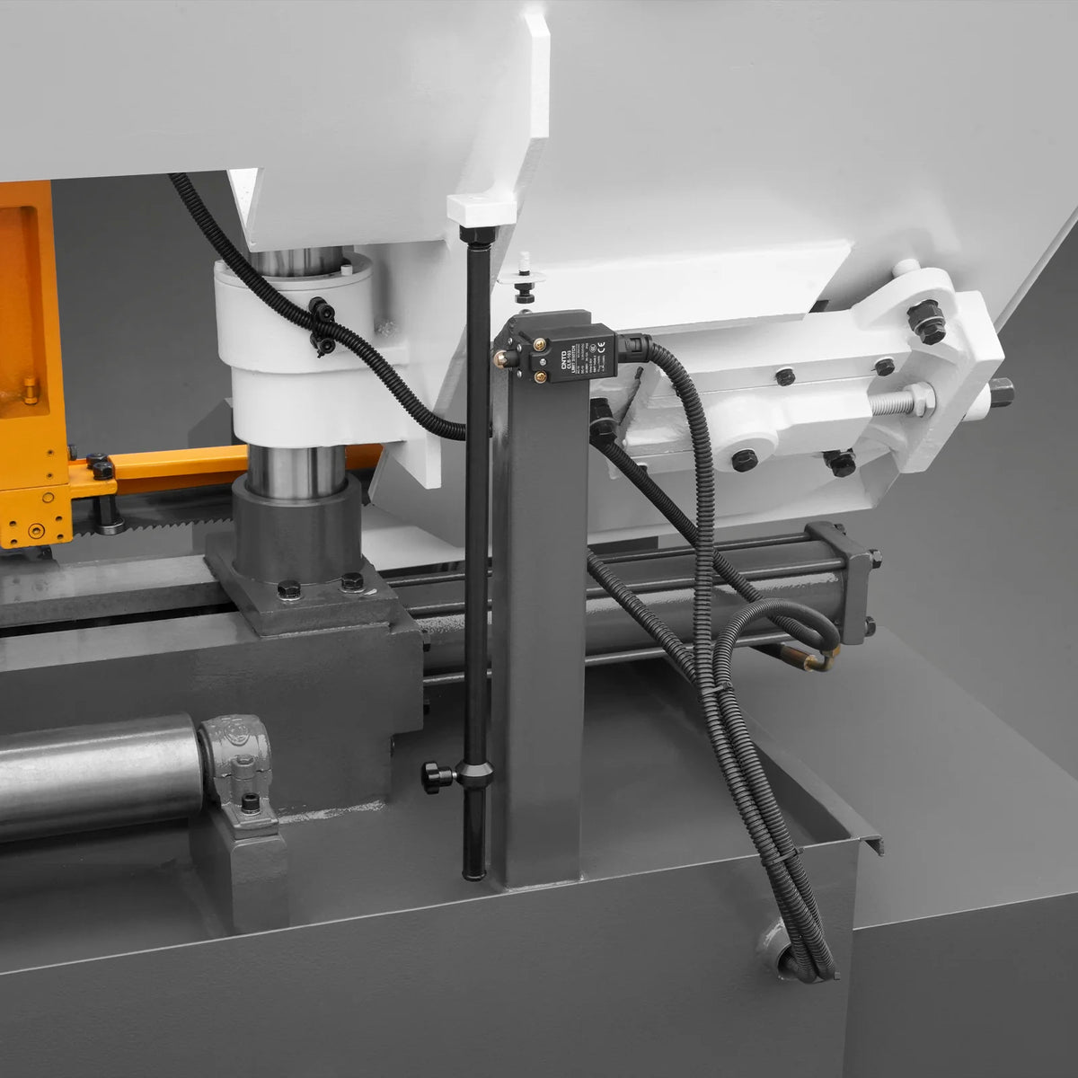 13 in Double Column Horizontal Metal Cutting Band Saw, Hydraulic Feed, 2-Speed, 2.2/2.8 kW, GH4235 - view 18