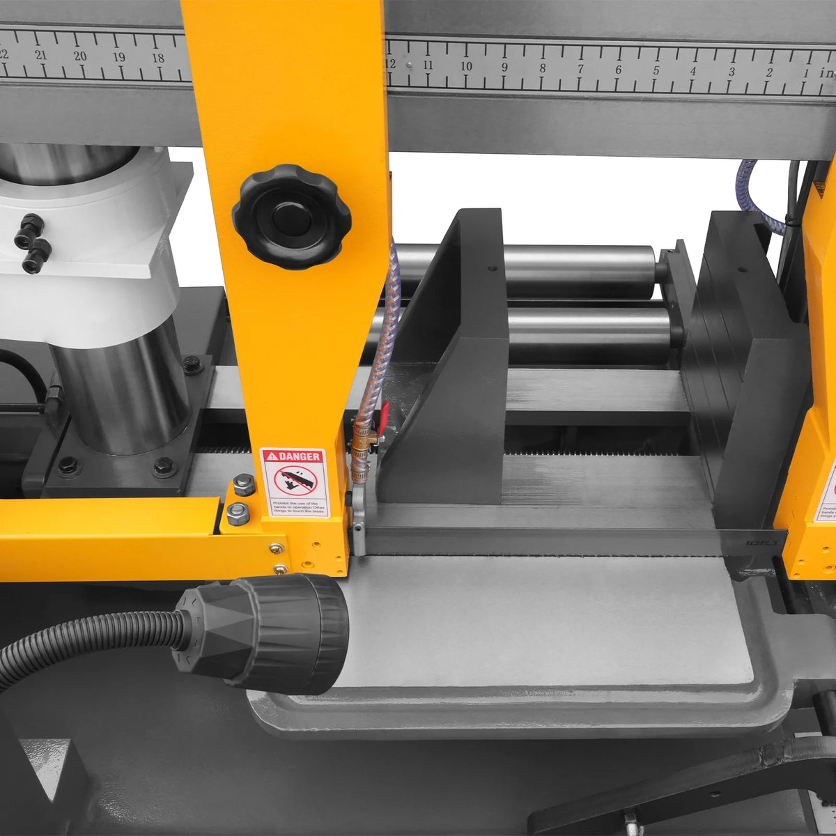 15.7 in Industrial Horizontal Metal Cutting Band Saw, Hydraulic Feed, 3.0/4.0 kW Motor, Manual Clamping, GH424 - view 22