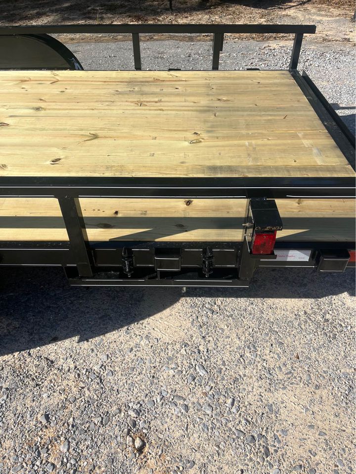83 x 20 Tube Top Tandem Utility Trailer with 5 FT Slide-In Ramps - view 5