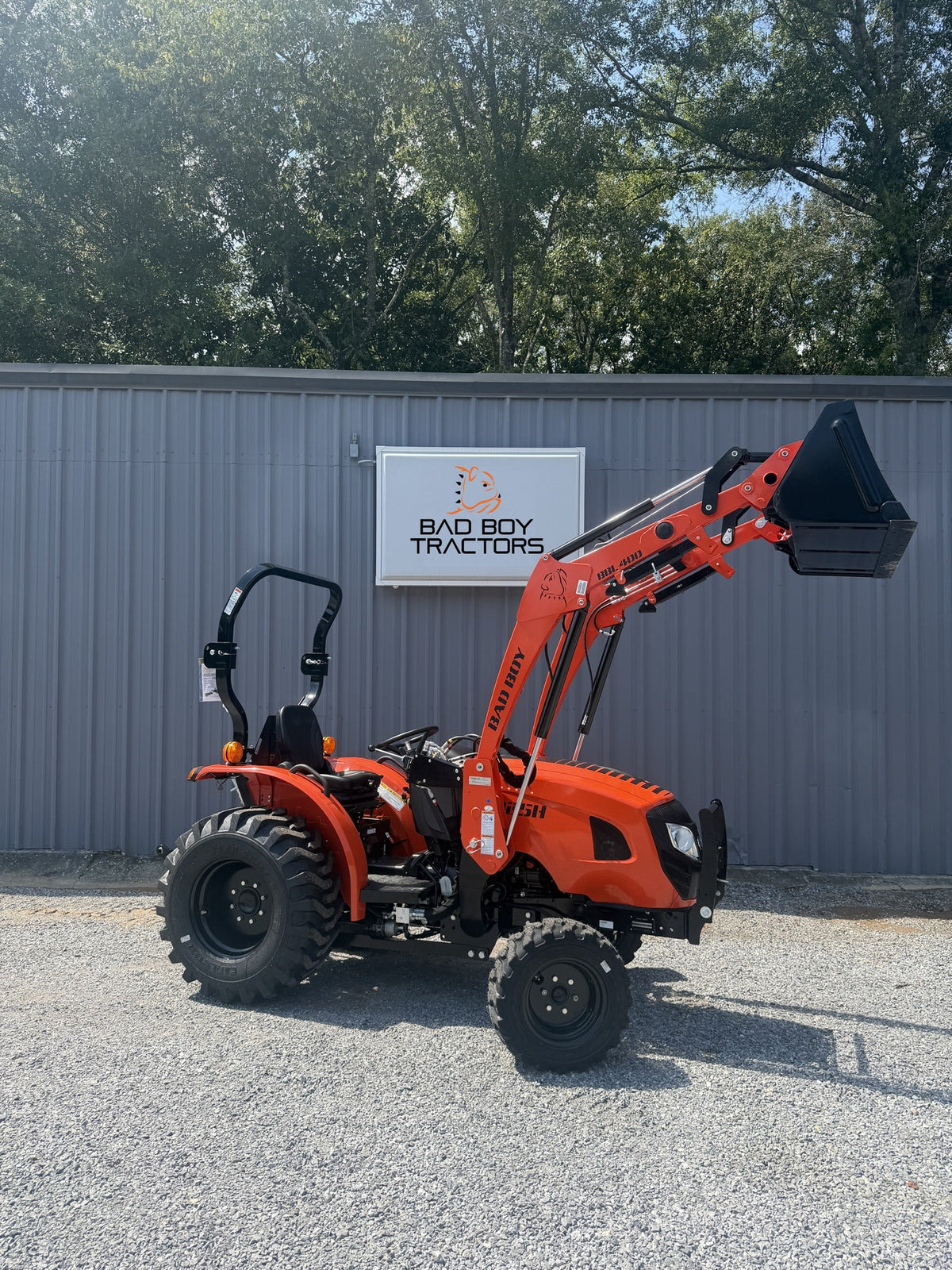 Bad Boy 4025H 25 HP Tractor (2026)