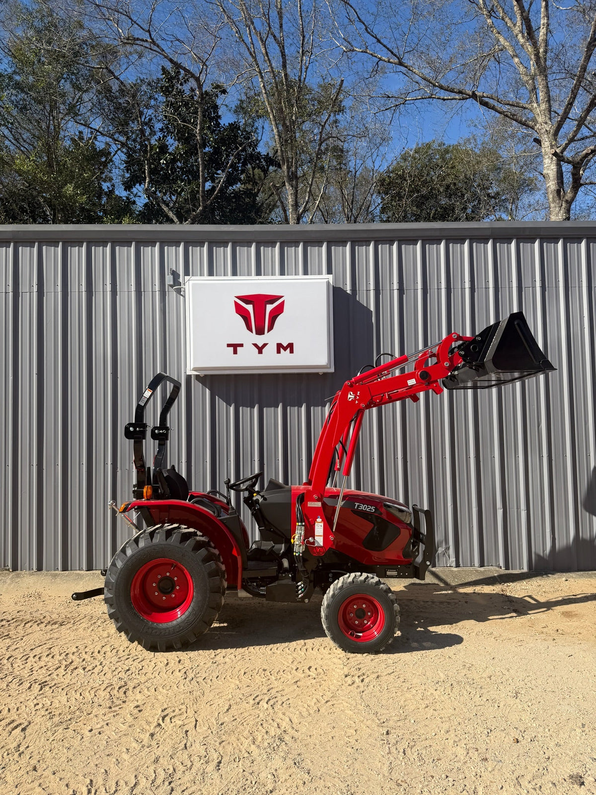 TYM T3025 24 HP Tractor with Loader (2025) - view 2
