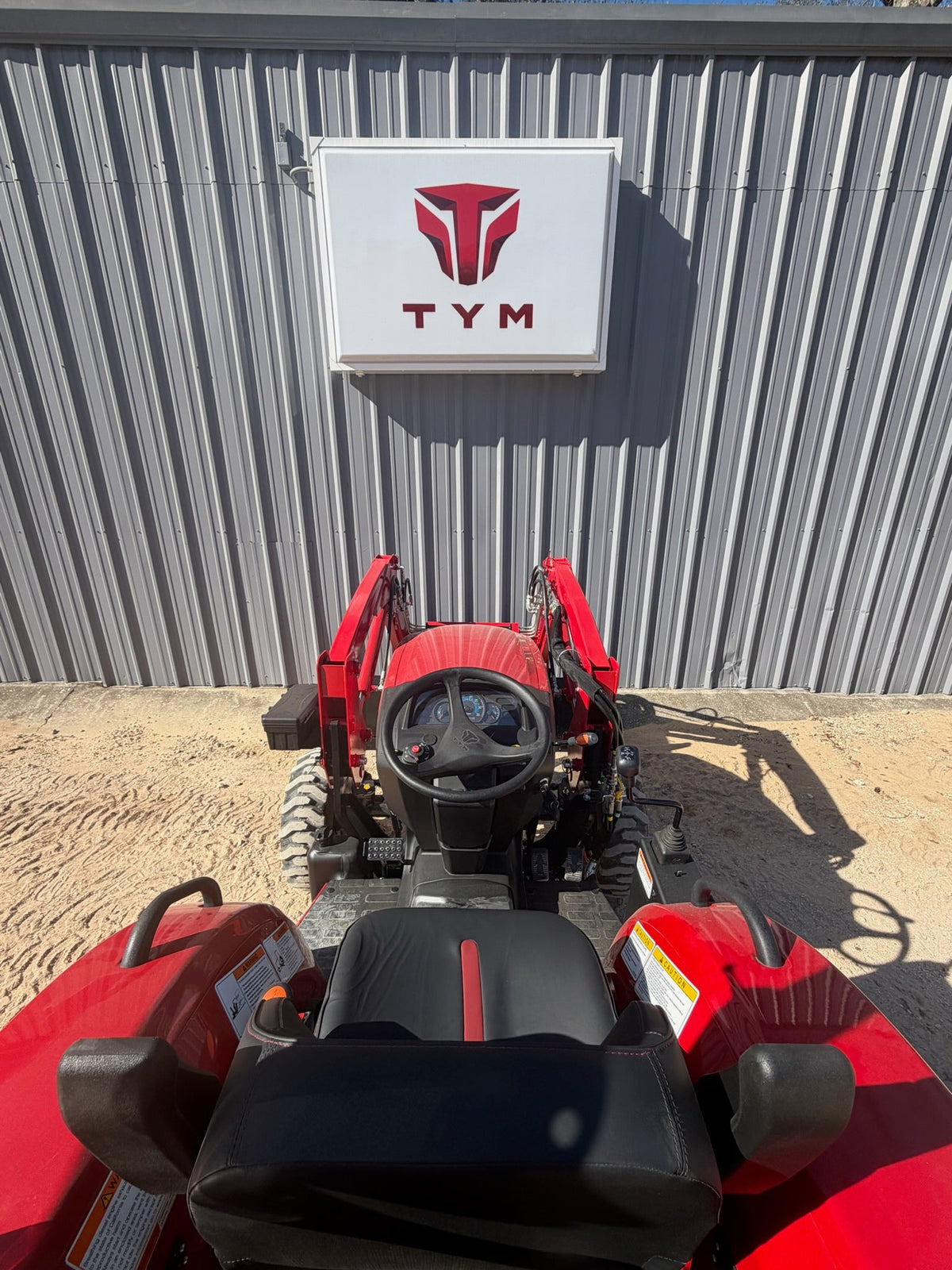 TYM T3025 24 HP Tractor with Loader (2025) - view 6