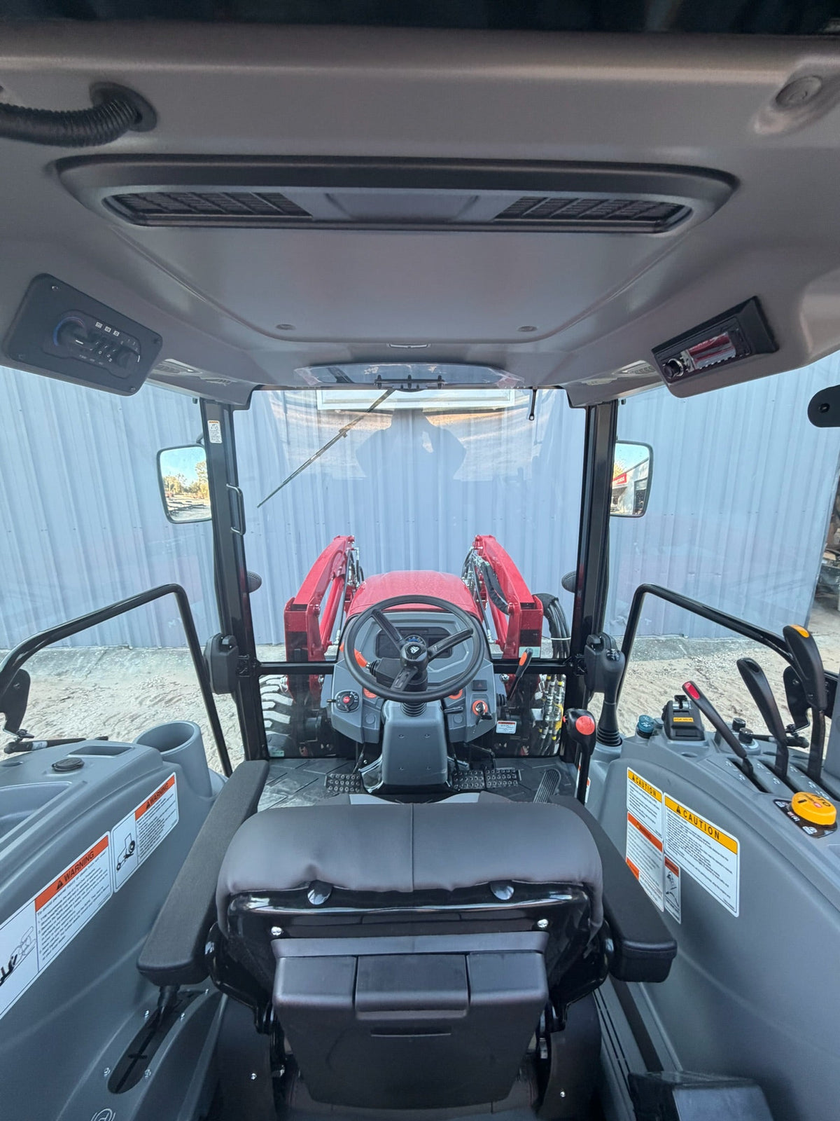 TYM 4058PC 58 HP Cab and Air Tractor (2026) - view 10