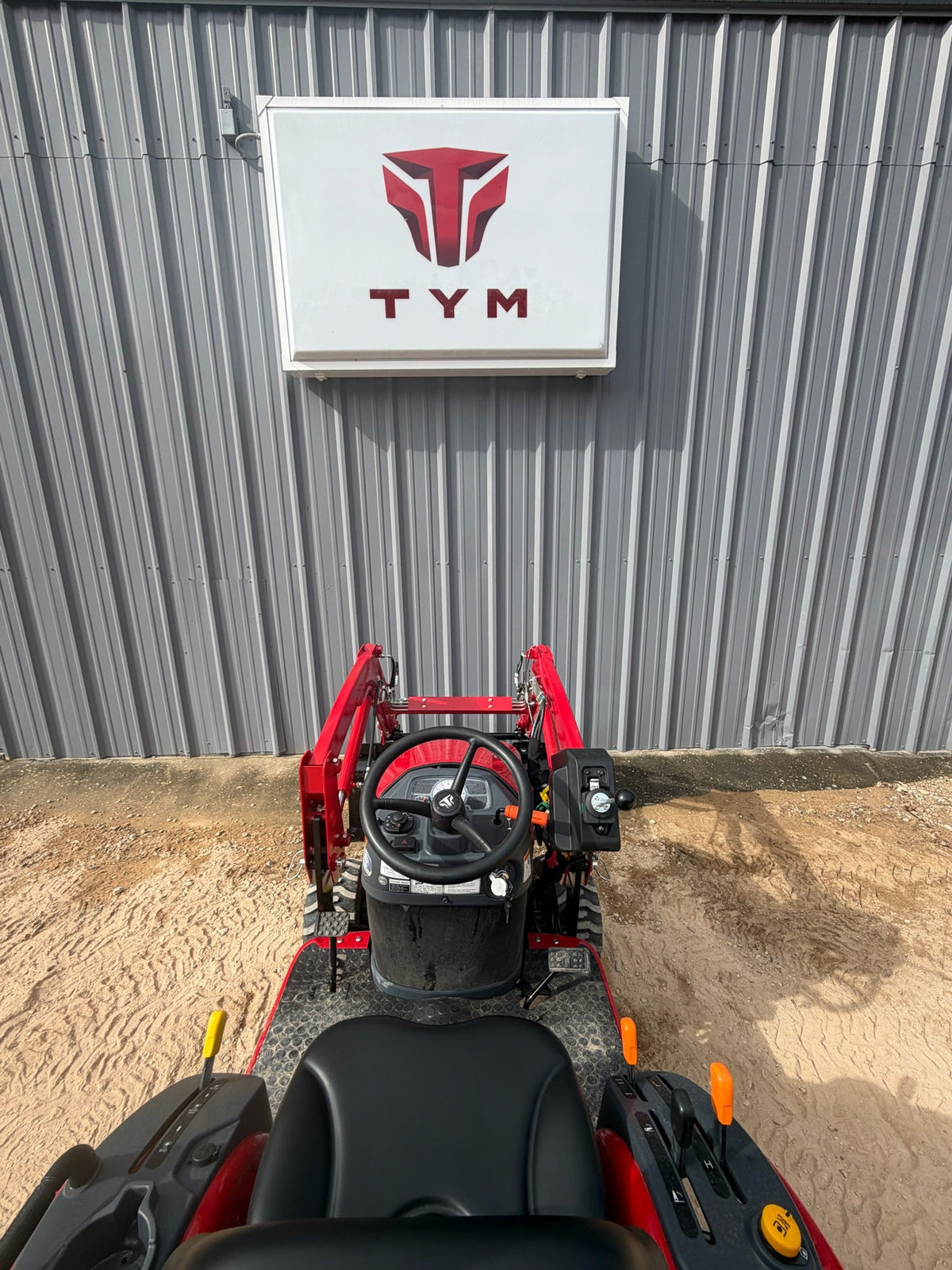 TYM T224H 21.5 HP Tractor (2026) - view 5