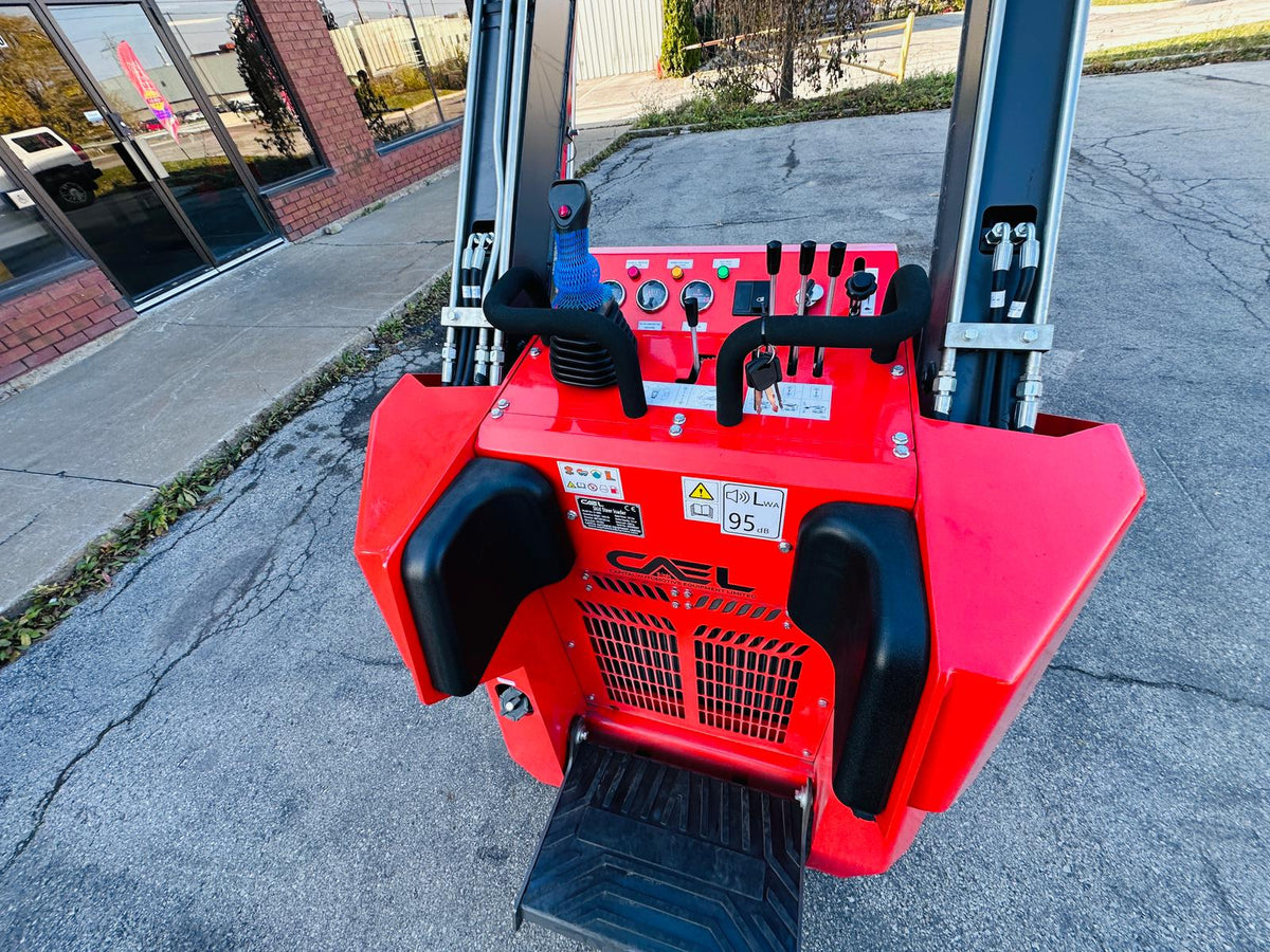Mini chargeuse compacte CAEL 680S – diesel Kubota D1105, 650 kg