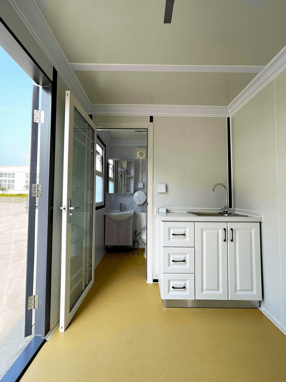 CAEL MOC20-BBK-110V 20 ft Mobile Office Cabin – Bedroom, Bathroom, Kitchen