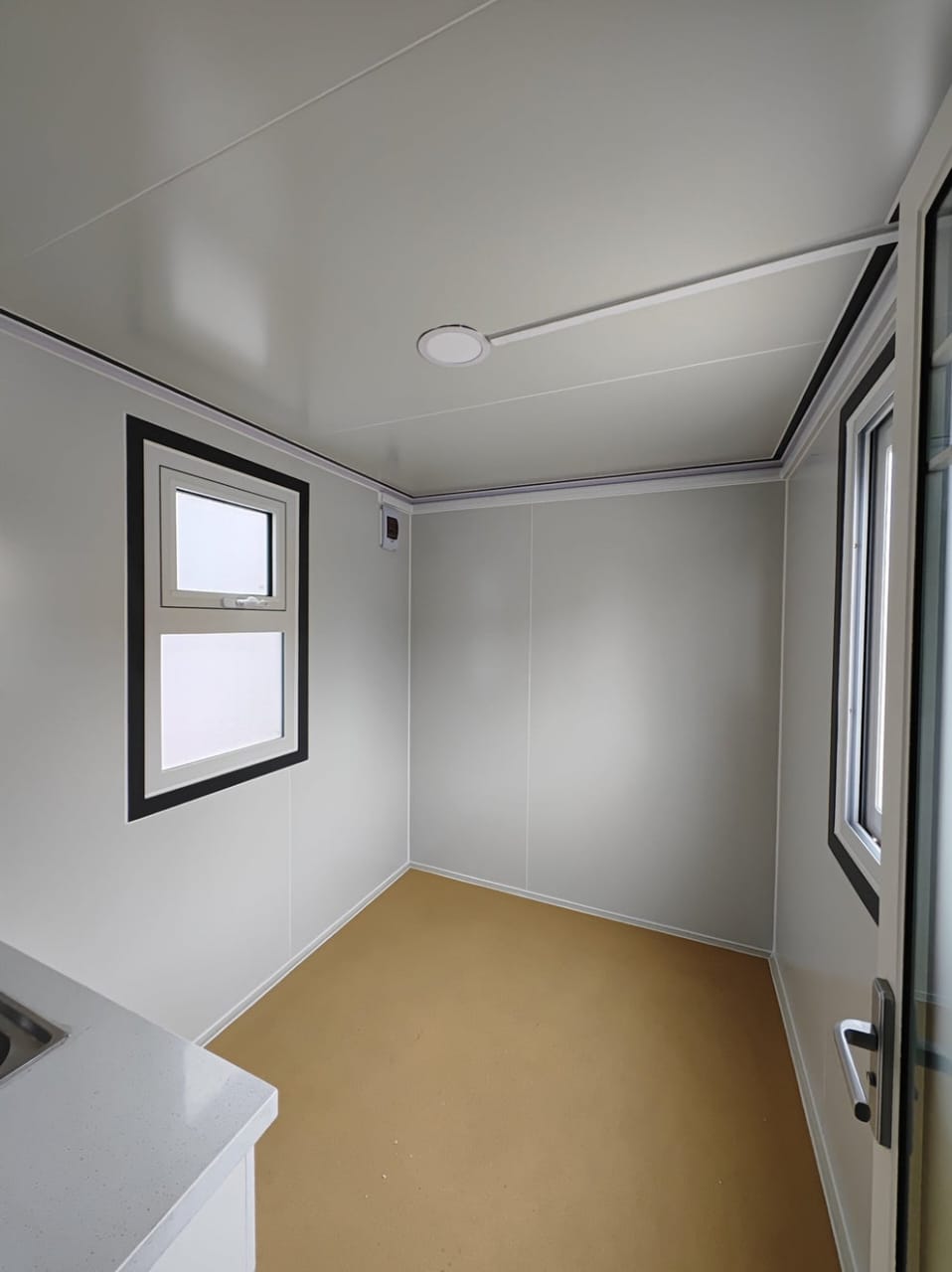 CAEL MOC20-BBK-110V 20 ft Mobile Office Cabin – Bedroom, Bathroom, Kitchen