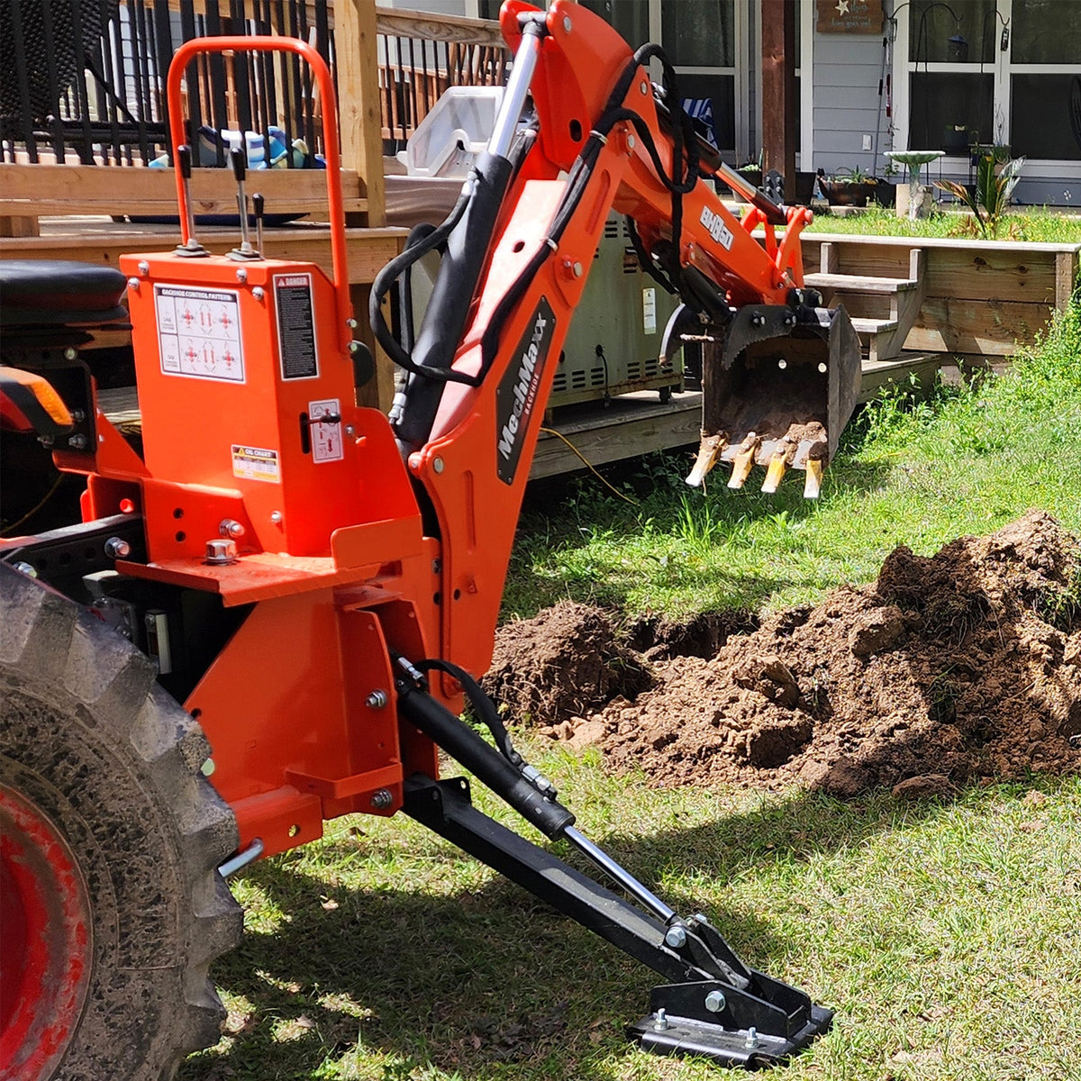 8' Tractor Backhoe Attachment, Mechanical Thumb, 15" Bucket, ISO/SAE Controls, Cat. 1 & 2, 20-100 HP, BH760M - view 4