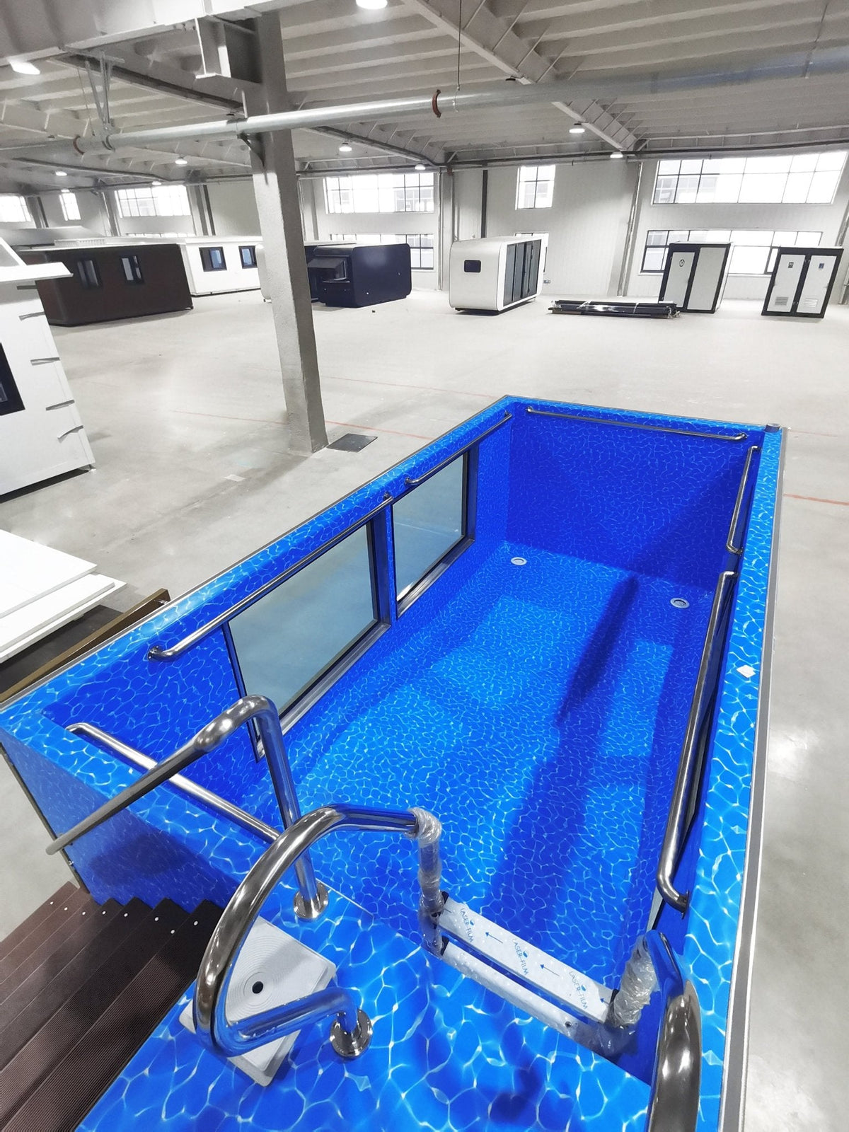 Piscine conteneur CAEL CP-2040 – modèles modulaires de 20 ft et 40 ft
