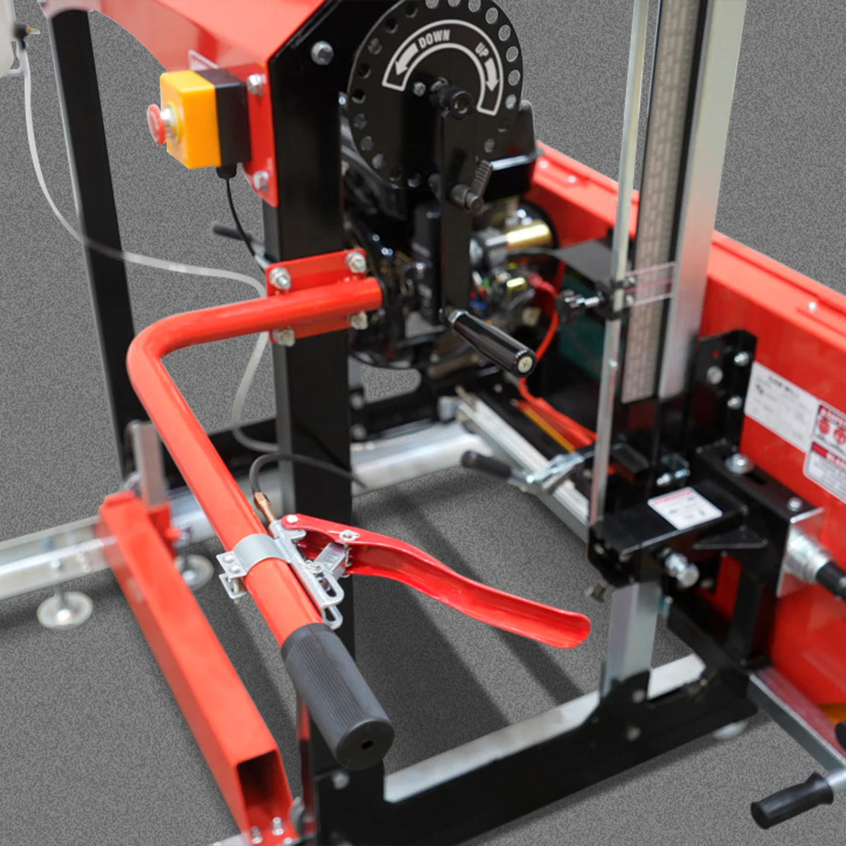 32 in Portable Sawmill, 420cc 15 HP DUCAR E-Start Gas Engine, 29 in Board Width, 13 ft Track, SM32 - view 7
